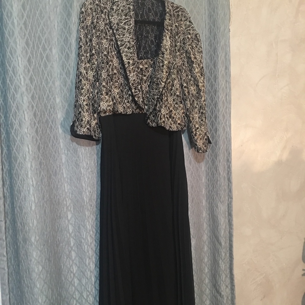 Party dress mother of the bride